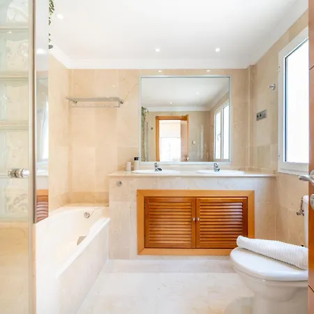 Apartament Aloha Hill Spacious - Tcm *